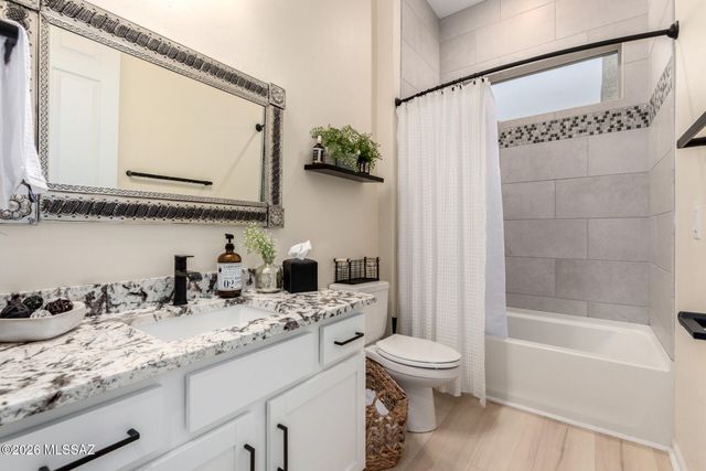 13215 N Stonecrop Lane, Oro Valley, AZ 85755