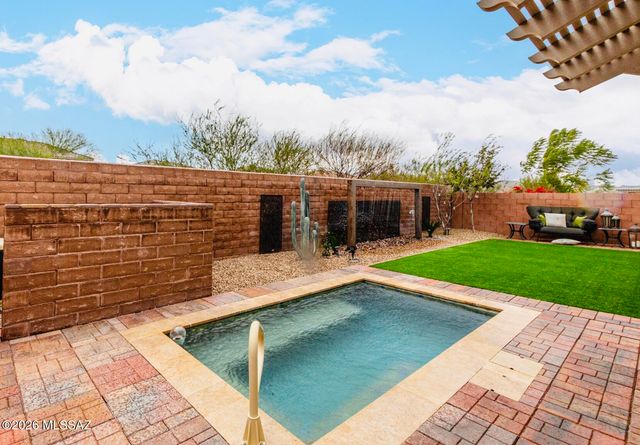 13215 N Stonecrop Lane, Oro Valley, AZ 85755