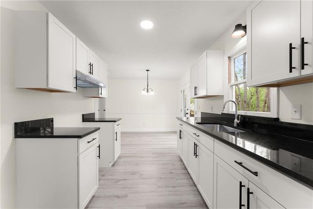 3112 Hidden Pass, Gainesville, GA 30506