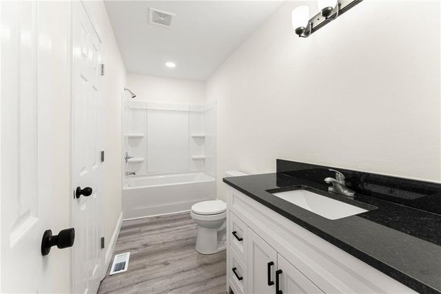 3112 Hidden Pass, Gainesville, GA 30506