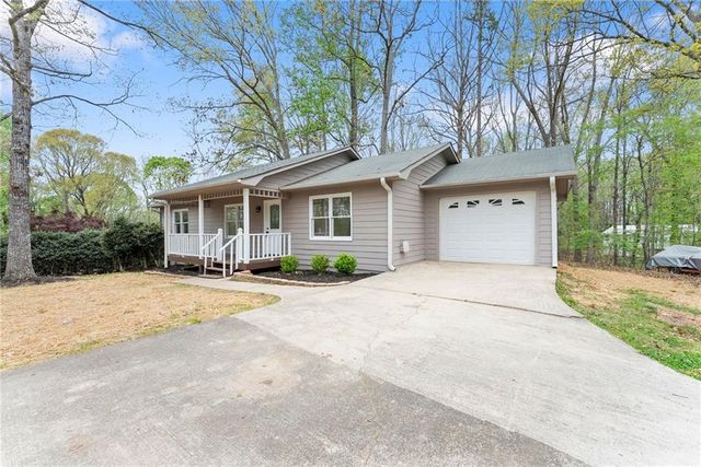 3112 Hidden Pass, Gainesville, GA 30506