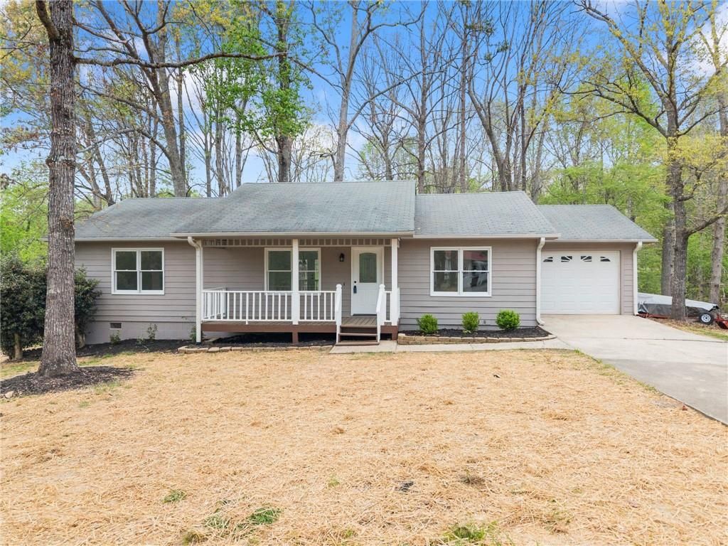 3112 Hidden Pass, Gainesville, GA 30506