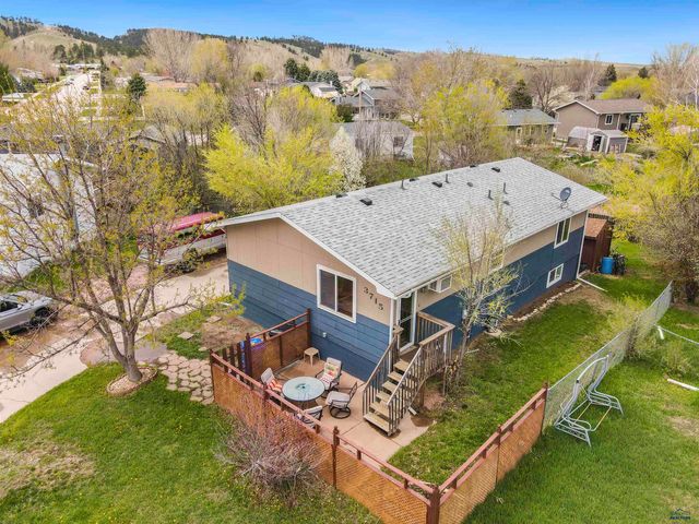 3715 LAWRENCE DR, Rapid City, SD 57701