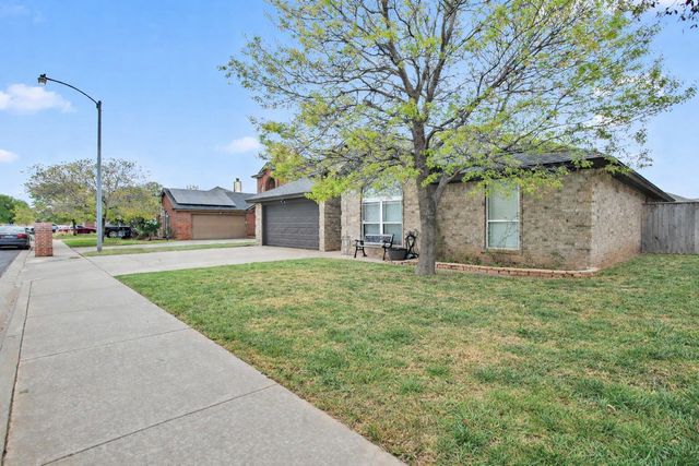 611 N 7th Street, Wolfforth, TX 79382