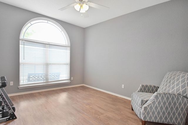 611 N 7th Street, Wolfforth, TX 79382