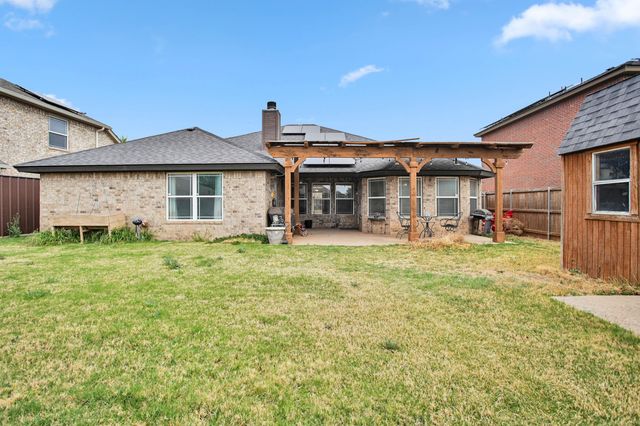 611 N 7th Street, Wolfforth, TX 79382
