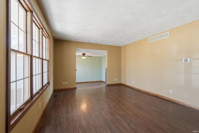 5211 Willow Bluff Trail, Huntertown, IN 46748