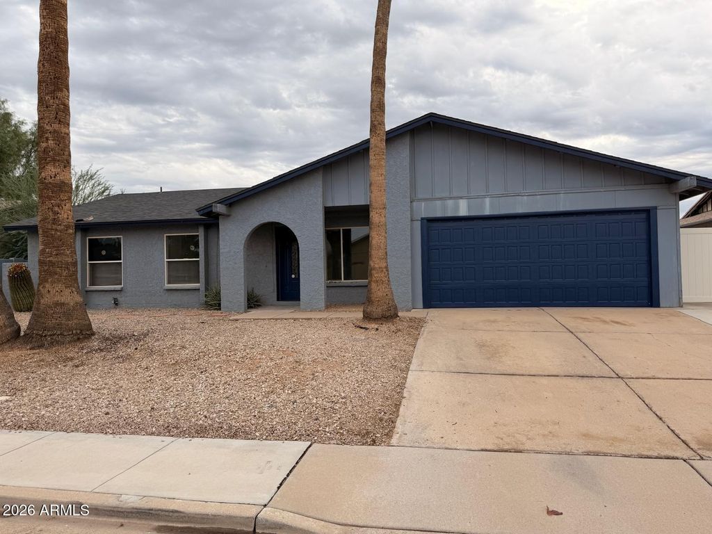 3041 S DATE Street, Mesa, AZ 85210 — exterior
