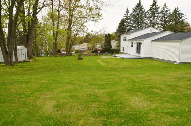 3 Cascade Road, Henrietta, NY 14586