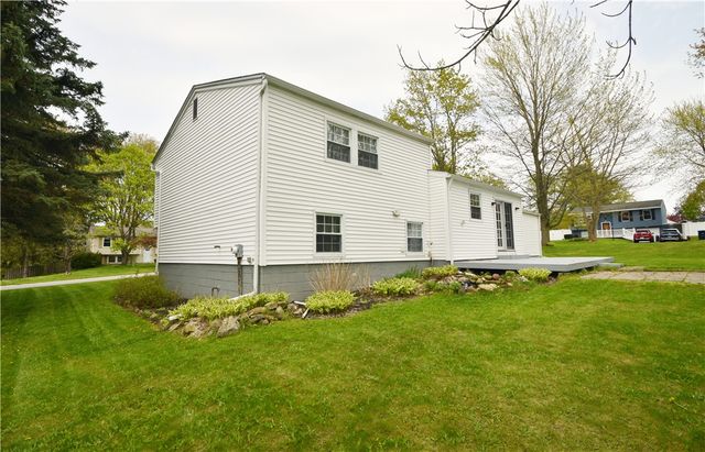 3 Cascade Road, Henrietta, NY 14586