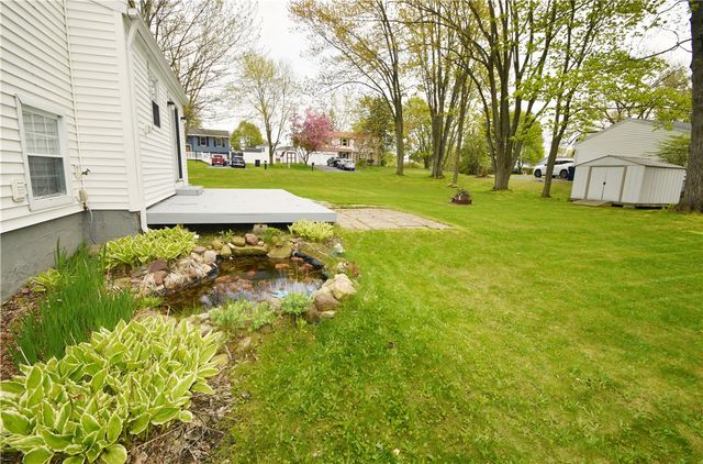 3 Cascade Road, Henrietta, NY 14586