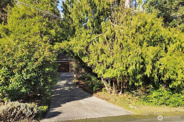 911 Coronado Avenue, Bellingham, WA 98229