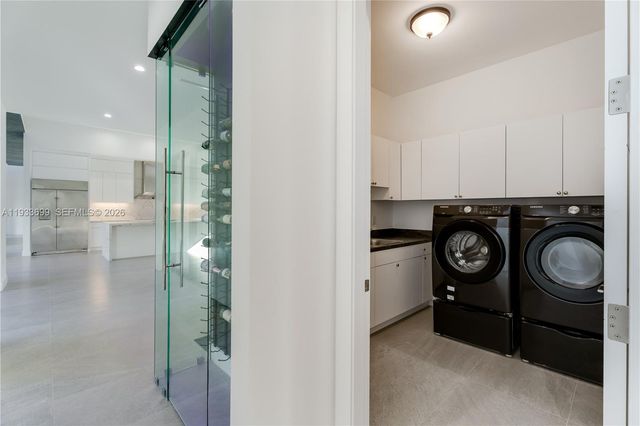 10398 SW 64th St, Miami, FL 33173