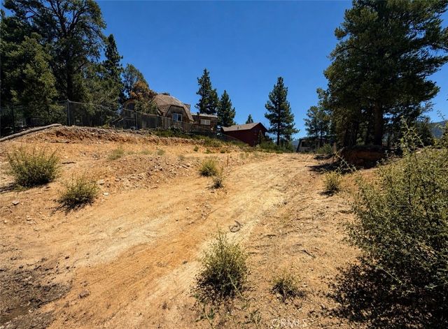 1084 Cedar Mountain Road, Big Bear City, CA 92314