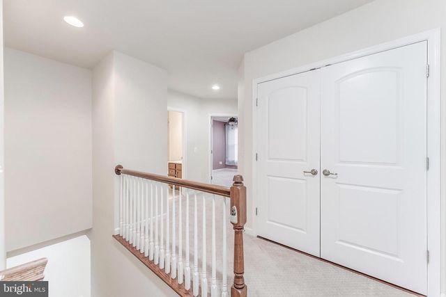 25367 WAKESTONE PARK TER, Chantilly, VA 20152