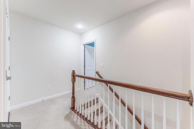 25367 WAKESTONE PARK TER, Chantilly, VA 20152