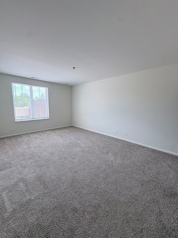 625 Deerfield Road 206, Deerfield, IL 60015
