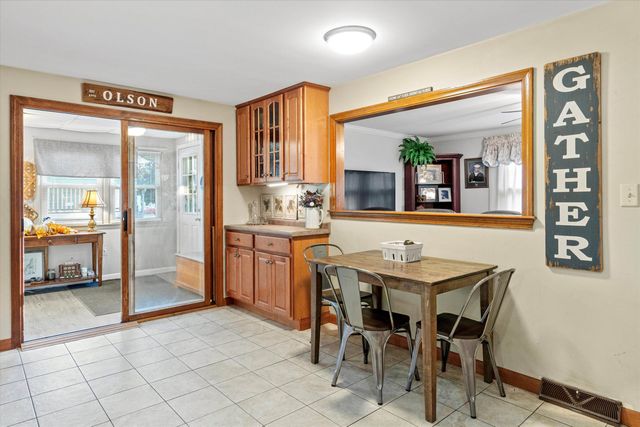 76 Gillis Street, Nashua, NH 03060