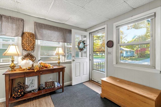 76 Gillis Street, Nashua, NH 03060