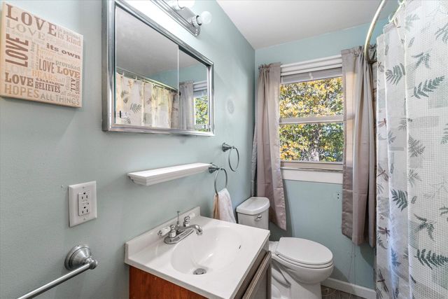 76 Gillis Street, Nashua, NH 03060