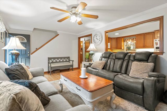 76 Gillis Street, Nashua, NH 03060