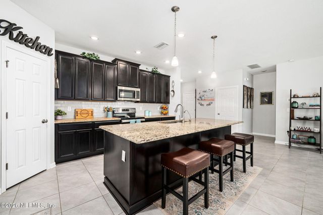 11973 BRIDGEHAMPTON Road, Jacksonville, FL 32218