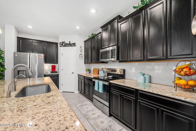 11973 BRIDGEHAMPTON Road, Jacksonville, FL 32218