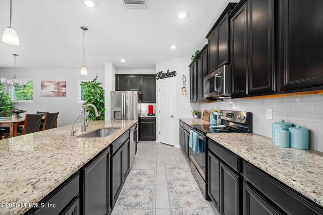 11973 BRIDGEHAMPTON Road, Jacksonville, FL 32218