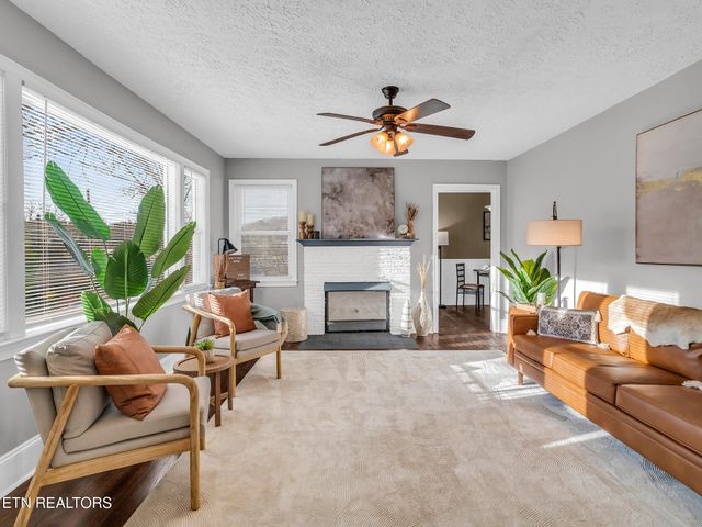 116 Holston Court, Knoxville, TN 37914