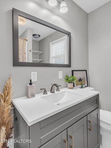 116 Holston Court, Knoxville, TN 37914