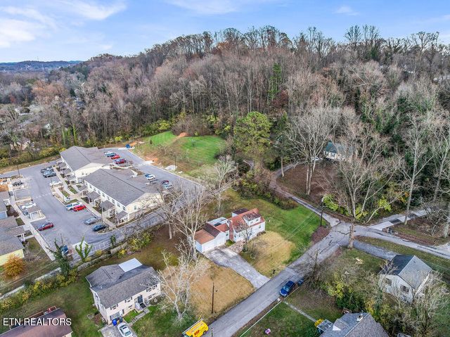 116 Holston Court, Knoxville, TN 37914