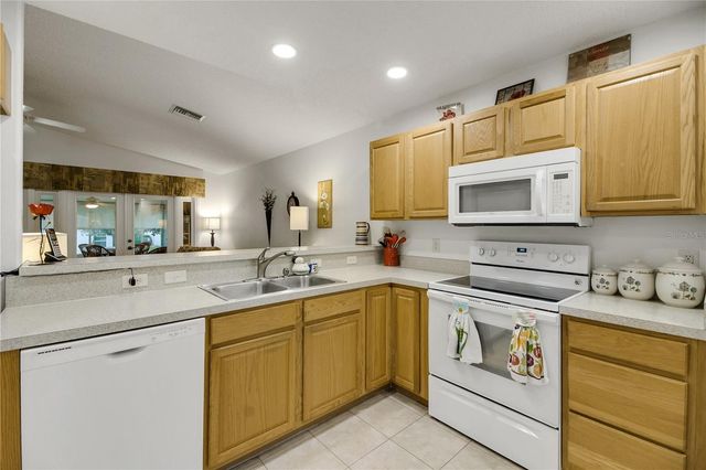 909 EAGLES LANDING, Leesburg, FL 34748