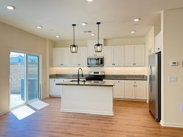25189 Hunter Avenue, Moreno Valley, CA 92551