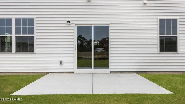 1616 Stonebriar Drive, Winterville, NC 28590