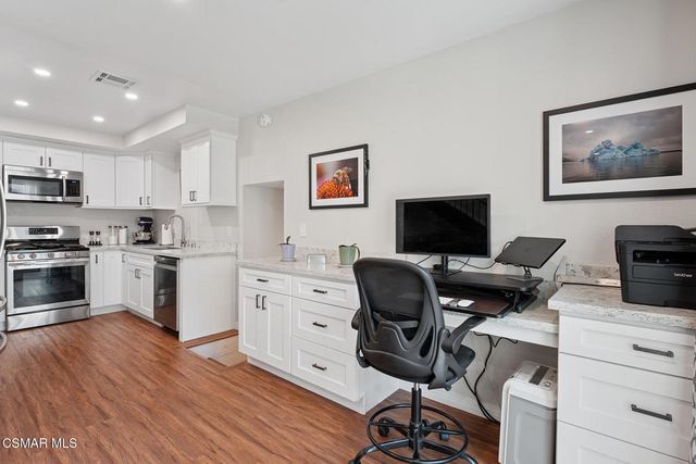 3628 Summershore Lane, Westlake Village, CA 91361