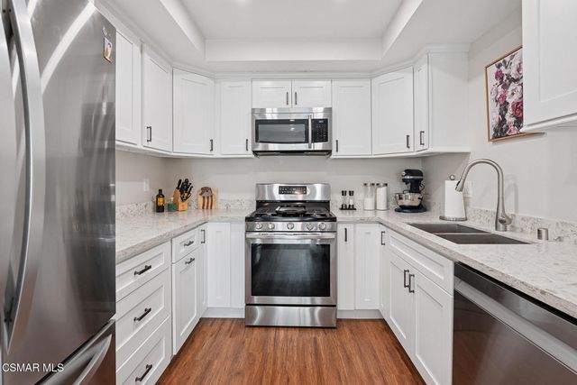 3628 Summershore Lane, Westlake Village, CA 91361