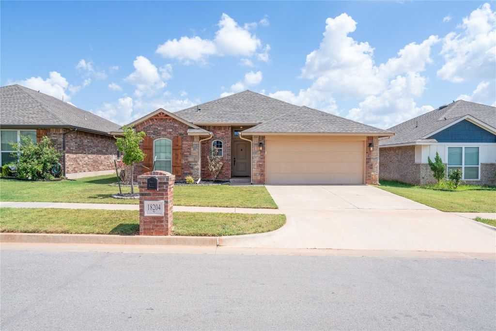 18204 Autumn Grove Drive, Edmond, OK 73012