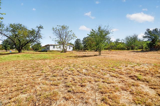 795 Meadow Road, Springtown, TX 76082