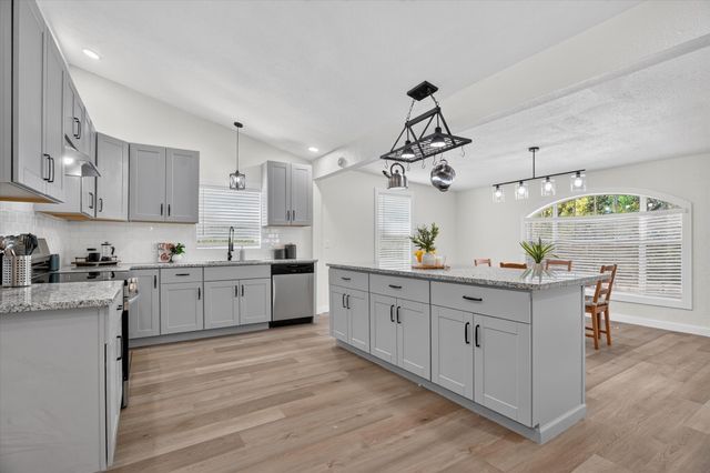 795 Meadow Road, Springtown, TX 76082