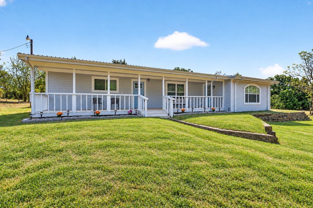 795 Meadow Road, Springtown, TX 76082