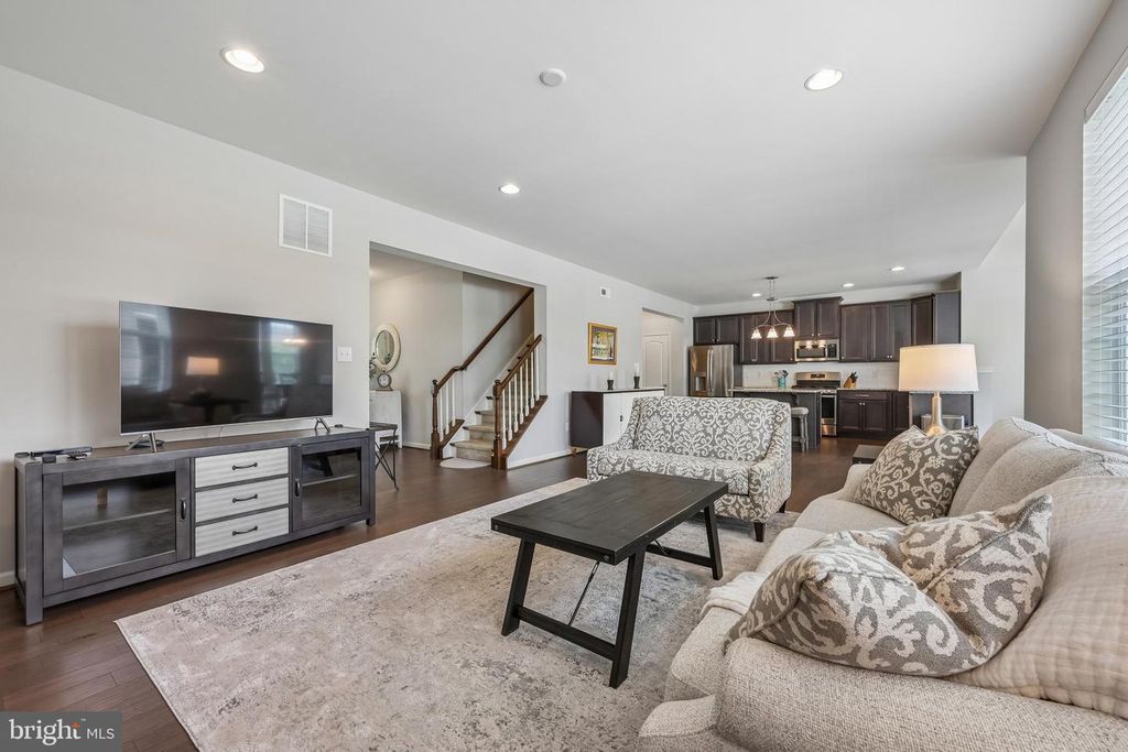 1008 SHIRA CT, WEST DEPTFORD, NJ 08086 — photo 4