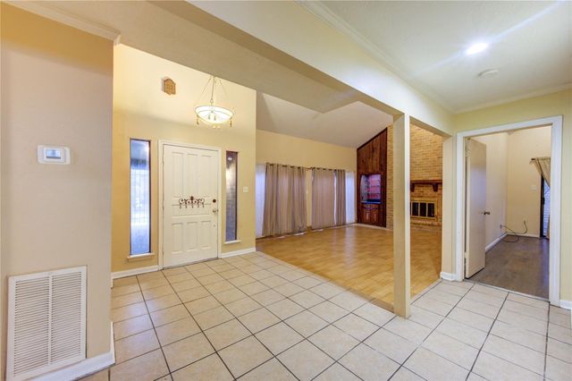 165 Old Bridge Lake Lake, Houston, TX 77069