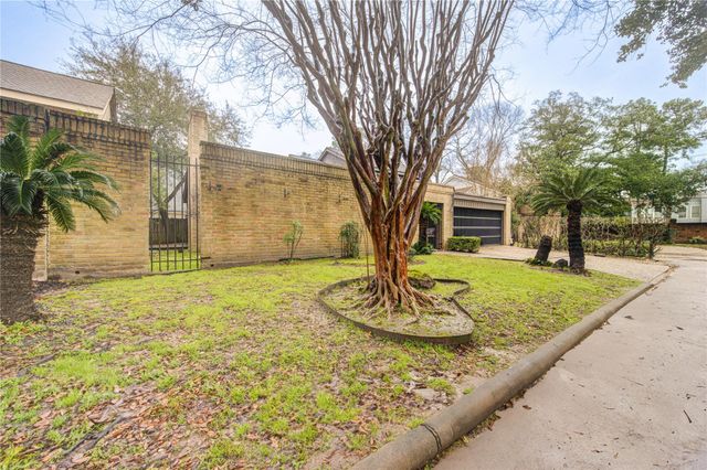165 Old Bridge Lake Lake, Houston, TX 77069
