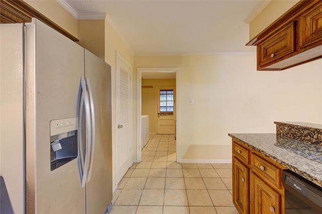 165 Old Bridge Lake Lake, Houston, TX 77069