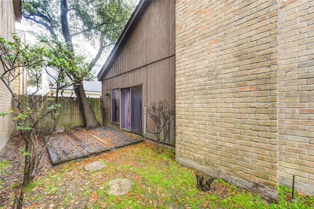165 Old Bridge Lake Lake, Houston, TX 77069