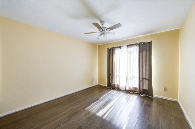 165 Old Bridge Lake Lake, Houston, TX 77069