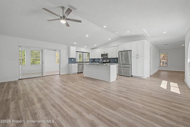 10541 Horizon Drive, Spring Hill, FL 34608