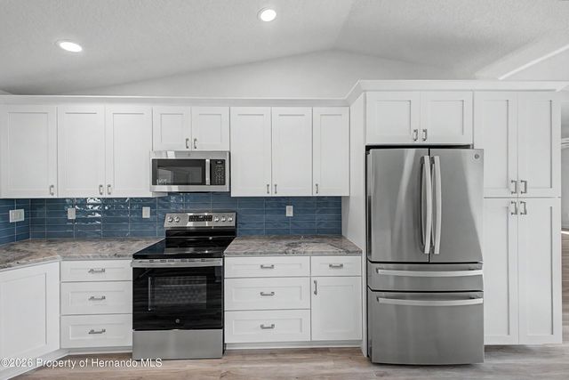 10541 Horizon Drive, Spring Hill, FL 34608