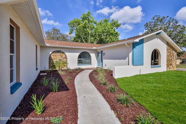 10541 Horizon Drive, Spring Hill, FL 34608