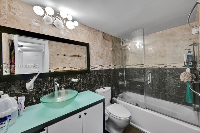 2030 S Ocean Dr 2018, Hallandale Beach, FL 33009